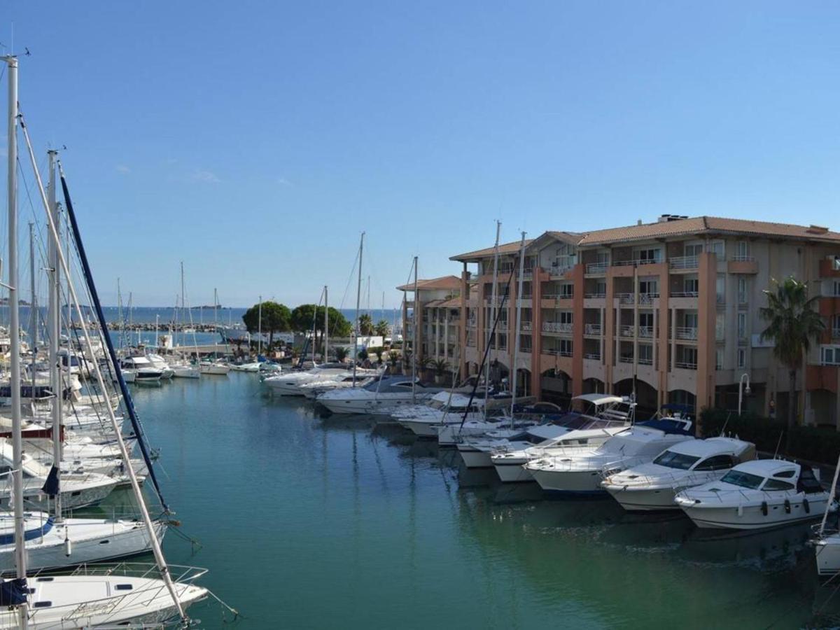 Frejus: Appt 2P, 5 Pers, Piscine, Plage A 150M, Parking, Animaux Ok - Fr-1-226A-357 Exteriér fotografie