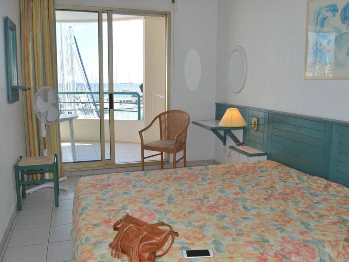 Frejus: Appt 2P, 5 Pers, Piscine, Plage A 150M, Parking, Animaux Ok - Fr-1-226A-357 Exteriér fotografie