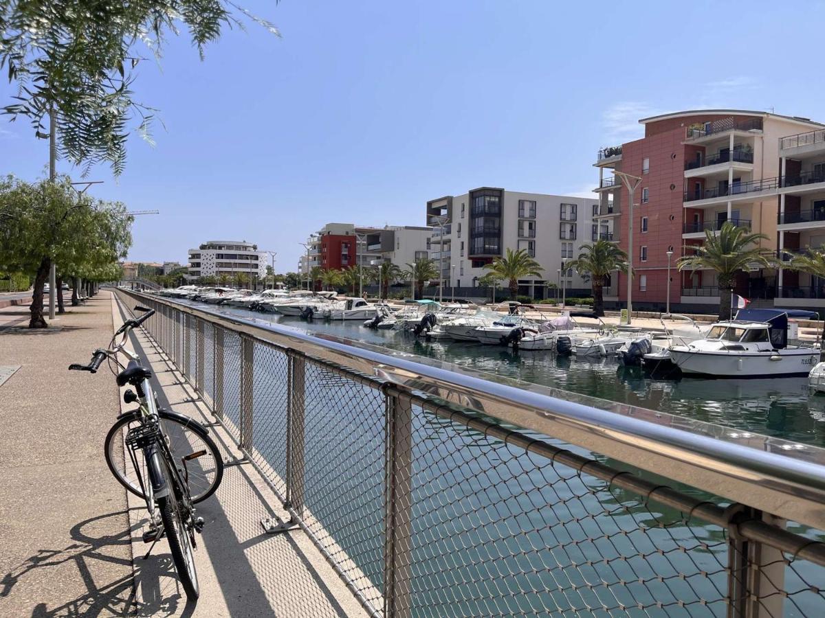 Frejus: Appt 2P, 5 Pers, Piscine, Plage A 150M, Parking, Animaux Ok - Fr-1-226A-357 Exteriér fotografie